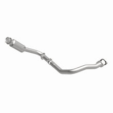 Load image into Gallery viewer, Magnaflow Conv DF 10-13 Land Rover LR4 V8 5.0L OEM Underbody

