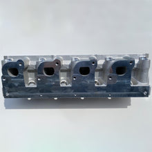 Load image into Gallery viewer, Ford Racing D3 Race Aluminum Cylinder Head (Cubed)
