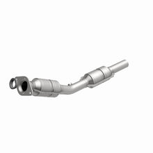 Load image into Gallery viewer, MagnaFlow Conv DF 03-04 Pontiac Vibe 1.8L
