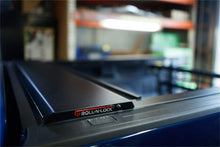 Load image into Gallery viewer, Roll-N-Lock 2019 Ford Ranger 72.7in E-Series Retractable Tonneau Cover
