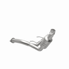 Load image into Gallery viewer, Magnaflow Conv DF 2009 f-150 V8 5.4 OEM Underbody
