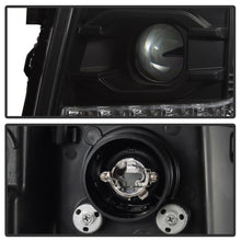 Load image into Gallery viewer, Spyder Chevy Silverado 1500 07-13 V2 Projector Headlights - LED DRL - Black PRO-YD-CS07V2-DRL-BK
