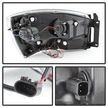 Load image into Gallery viewer, Spyder Dodge Ram 1500 06-08/Ram 2500 06-09 Projector Headlights LED Halo LED Chrm PRO-YD-DR06-HL-C
