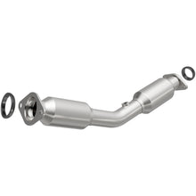 Load image into Gallery viewer, MagnaFlow Conv DF 07-08 Nissan Sentra 2.0L (49 State)
