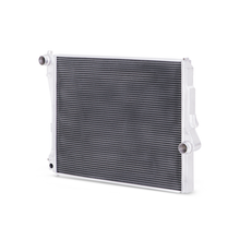 Load image into Gallery viewer, Mishimoto 99-06 BMW 323i/323i/328i/330i w/ Auto Transmission Performance Aluminum Radiator
