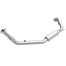 Load image into Gallery viewer, MagnaFlow Conv DF 98-00 Isuzu Amigo 2.2L
