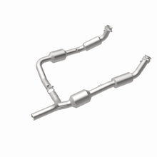 Load image into Gallery viewer, MagnaFlow Conv Direct Fit 2008+ Ford E-150 4.6L
