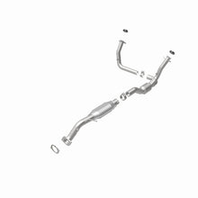 Load image into Gallery viewer, MagnaFlow Conv DF 00-05 Chevy Blazer / 00-05 GMC Jimmy / 00-01 Olds Bravada 4.3L 4dr 2WD

