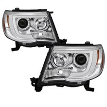 Load image into Gallery viewer, Spyder Toyota Tacoma 05-11 Projector Headlights - Light Bar DRL - Chrome PRO-YD-TT05V2-LB-C
