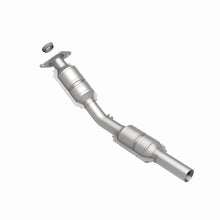 Load image into Gallery viewer, MagnaFlow Conv DF 03-04 Pontiac Vibe 1.8L
