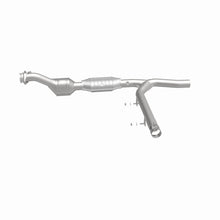 Load image into Gallery viewer, MagnaFlow Conv DF 97-98 Ford Trucks 4.6L
