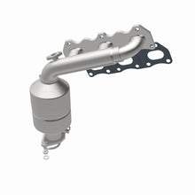 Load image into Gallery viewer, Magnaflow Conv DF 04-08 Grand Vitara V6 2.7L PS
