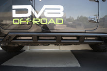 Load image into Gallery viewer, DV8 Offroad 18-23 Jeep Wrangler JL 4 Door FS-15 Series Rock Sliders
