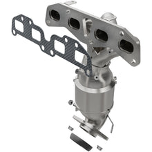 Load image into Gallery viewer, MagnaFlow Conv DF 02-06 Sentra 2.5L OEM
