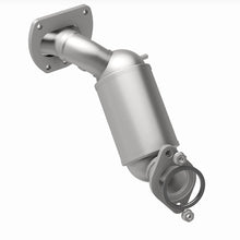 Load image into Gallery viewer, MagnaFlow 2020 Toyota Highlander V6 3.5L OEM Grade Direct-Fit Catalytic Converter
