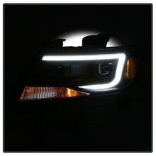 Load image into Gallery viewer, xTune Chevy Colorado 15-17 Halogen Only Projector Headlights - DRL - Black PRO-JH-CCO04-LBDRL-BK
