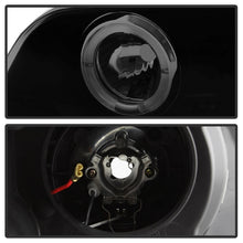 Load image into Gallery viewer, Spyder 99-01 BMW E46 3 Series 4DR Projector Headlights 1PC LED Halo (PRO-YD-BMWE46-4D-HL-AM-BSM)
