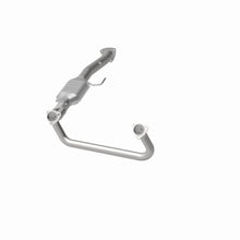 Load image into Gallery viewer, MagnaFlow Conv DF Astro-Safari Van 96-99
