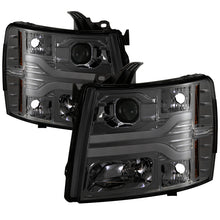 Load image into Gallery viewer, Spyder Chevy Silverado 1500 07-13 Version 3 Projector Headlights - Smoke PRO-YD-CS07V3-LBDRL-SM
