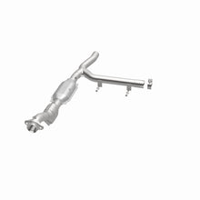 Load image into Gallery viewer, MagnaFlow Conv DF 97-98 Ford Trucks 4.6L
