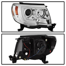 Load image into Gallery viewer, Spyder Toyota Tacoma 05-11 Projector Headlights - Light Bar DRL - Chrome PRO-YD-TT05V2-LB-C
