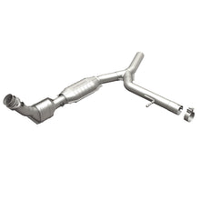 Load image into Gallery viewer, MagnaFlow Conv DF 04-05 Ford F-150 5.4L P/S 2WD (Excl 04 Heritage Edition)
