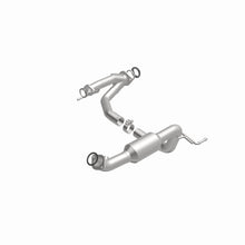 Load image into Gallery viewer, Magnaflow DF Converter 05-11 Toyota Tacoma 4.0L

