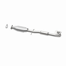 Load image into Gallery viewer, MagnaFlow Conv DF 2001 Saturn S Series 1.9L
