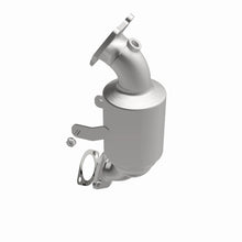 Load image into Gallery viewer, Magnaflow 14-16 Ram ProMaster 1500/2500/3500 V6 3.6L CARB Compliant DirectFit Catalytic Converter
