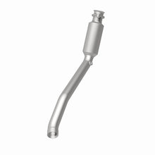 Load image into Gallery viewer, MagnaFlow DF Conv 2010-2013 Landrover  LR4 V8 5 OEM Underbody
