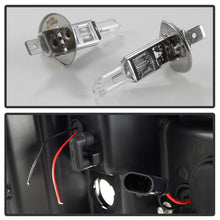 Load image into Gallery viewer, Spyder Chevy Silverado 1500 07-13 Version 3 Projector Headlights - Chrome PRO-YD-CS07V3-LBDRL-C

