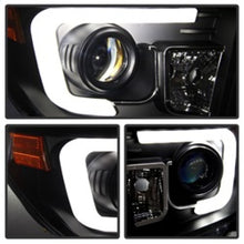 Load image into Gallery viewer, Spyder Toyota Tundra 2014-2016 Projector Headlights Light Bar DRL Black PRO-YD-TTU14-DRL-BK
