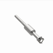 Load image into Gallery viewer, MagnaFlow 2009 Ford E-450 Super Duty V8 5.4L Underbody Direct-Fit Catalytic Converter
