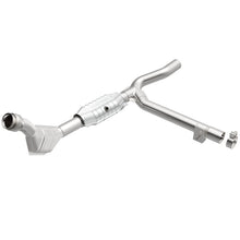 Load image into Gallery viewer, MagnaFlow Conv DF 99-00 F-150 4.2L V6 2WD P/
