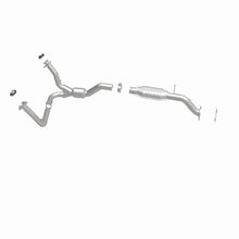 Load image into Gallery viewer, MagnaFlow Conv DF 00-05 Chevy Blazer / 00-05 GMC Jimmy / 00-01 Olds Bravada 4.3L 4dr 2WD
