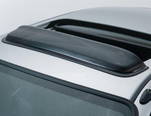 Load image into Gallery viewer, AVS Universal Windflector Classic Sunroof Wind Deflector (Fits Up To 35.5in.) - Smoke
