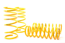 Load image into Gallery viewer, H&amp;R 88-94 BMW 735i/740i E32 Sport Spring (After 9/1/88 &amp; w/o Self-Leveling)
