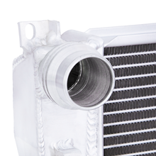 Load image into Gallery viewer, Mishimoto 99-06 BMW 323i/323i/328i/330i w/ Auto Transmission Performance Aluminum Radiator
