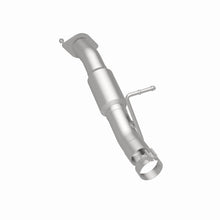 Load image into Gallery viewer, Magnaflow Conv DF 2001-2006 Chevrolet Silverado 3500
