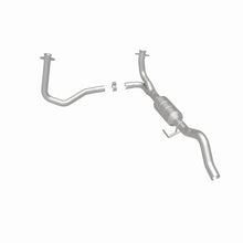 Load image into Gallery viewer, MagnaFlow Converter Direct Fit California Grade 00-01 Dodge Durango 5.9L
