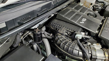 Load image into Gallery viewer, J&amp;L 2022-2024 Nissan Frontier 3.8L V6 Passenger Side Oil Separator 3.0 - Black Anodized

