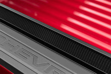Load image into Gallery viewer, Lund 2023 Chevrolet/GMC Colorado/Canyon (5ft. Bed) Genesis Roll Up Tonneau Cover - Black
