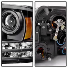Load image into Gallery viewer, Spyder Dodge Ram 09-12 Projector Headlights Light Bar DRL Black PRO-YD-DR09-LBDRL-BK
