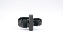 Load image into Gallery viewer, Aeromotive AN-06 / AN-08 Male Flare Union Reducer Fitting
