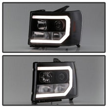 Load image into Gallery viewer, Spyder GMC Sierra 1500/2500/3500 07-13 V2 Projector Headlights- Black PRO-YD-GS07V2-LBDRL-BK
