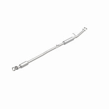 Load image into Gallery viewer, Magnaflow 16-18 Hyundai Tucson L4 2.0L OEM Grade / EPA Compliant Direct-Fit Catalytic Converter
