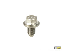 Load image into Gallery viewer, mountune 13-18 Ford Focus ST Magnetic Oil Drain Plug
