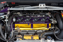 Load image into Gallery viewer, Mishimoto 03-07 Mitsubishi Lancer Evo Manual Aluminum Radiator
