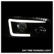 Load image into Gallery viewer, Spyder GMC Sierra 1500/2500/3500 99-06 V2 Projector Headlights - DRL - Black PRO-YD-CDE00V2-LB-BK
