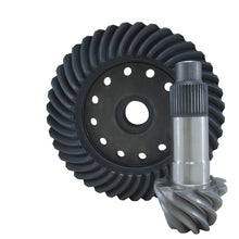 Load image into Gallery viewer, Yukon Gear High Performance Gear Set For Dana S135 in a 4.11 Ratio
